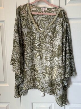 # Olive & Gold XXL Paisley V-Neck Poncho Style Top